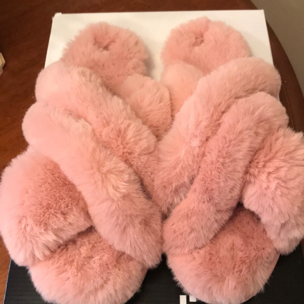Fluffy pink slippers M(7/8)